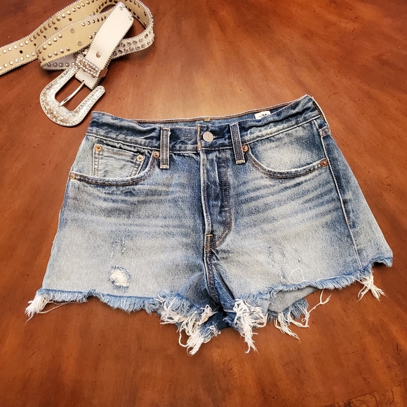 Levi's Pants - Levi Shorts - button up fly